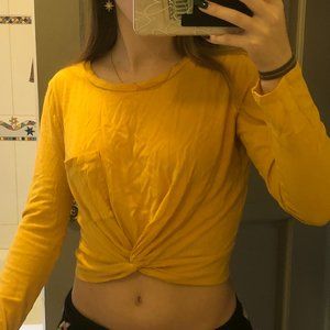 Long sleeve crop top